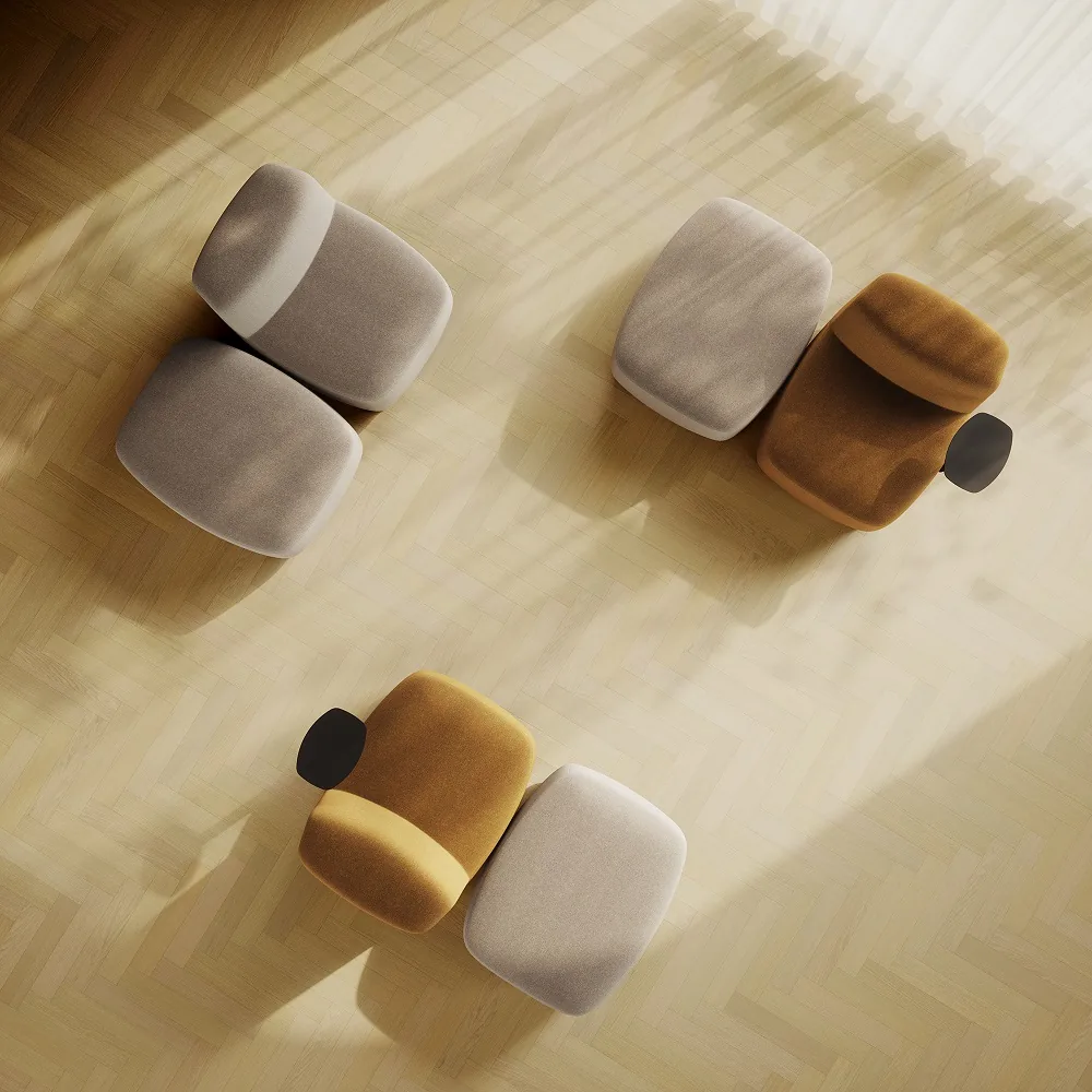 LD Seating uvádí modulární sezení Pod a Nido Bench: Sestavu složíte sami 2 Pohled shora na dvojice pufů Pod na parketové podlaze